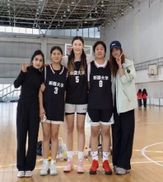 展现新时代青年昂扬向上