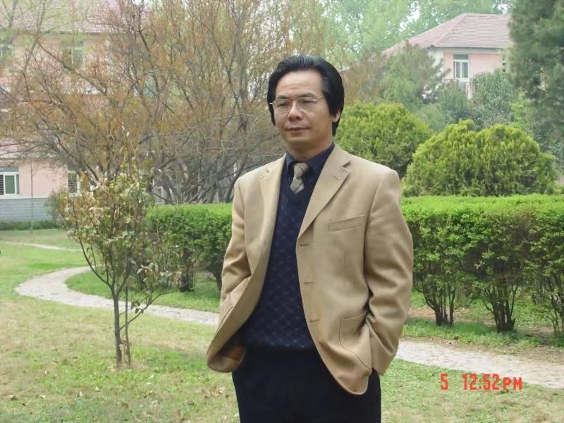 向从事旅游研究的广大高校教师特别是青
